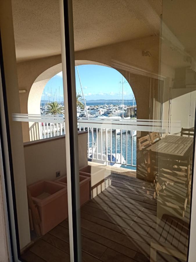 Studio Hyeres Port Экстерьер фото